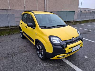 Fiat Panda Panda III 2016 1.0 hybrid City Cross s Giallo usata Pedrengo