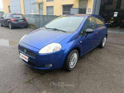 Fiat Grande Punto 5p 1.2 Dynamic 65cv Blu/Azzurro usata Cassina de' Pecchi