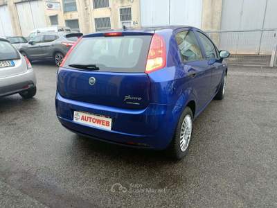 Fiat Grande Punto 5p 1.2 Dynamic 65cv Blu/Azzurro usata Cassina de' Pecchi