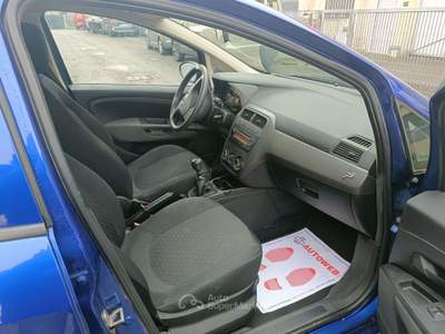 Fiat Grande Punto 5p 1.2 Dynamic 65cv Blu/Azzurro usata Cassina de' Pecchi