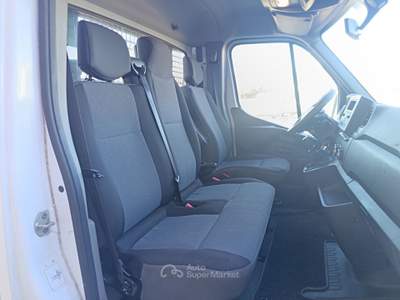 Renault Master Master T35 2.3 dCi 135 PL Cabinato Ice Cassone fisso Bianco usata Villaga