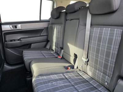 Hyundai Santa Fe 1.6 T-GDI HEV 4WD A/T 5posti Business Arancione usata Pistoia