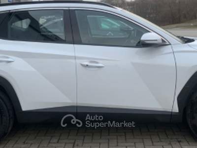 Hyundai Tucson 1.6 t-gdi 48V Business 2wd mt Bianco usata Cento