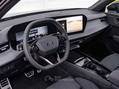 Audi Q3 2.0 tdi S line edition 150cv s-tronic Rosso usata Cento