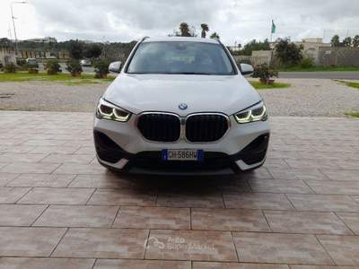 BMW X1  sDrive18d Business Bianco usata Caprarica di Lecce
