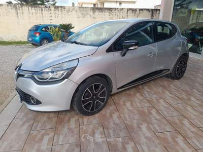 Renault Clio 1.5 dCi 8V 75 CV 5p. Live Argento usata Caprarica di Lecce