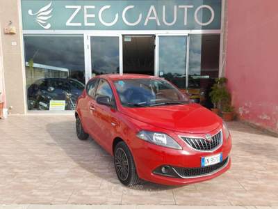 Lancia Ypsilon Ypsilon 1.0 FireFly 5p. S&S Hybrid Oro Rosso usata Caprarica di Lecce