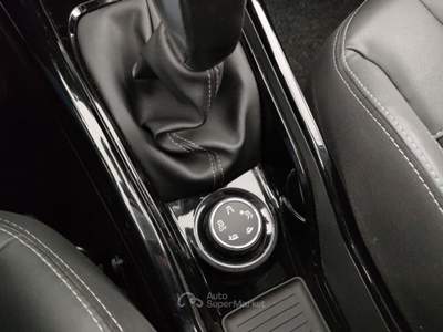 Peugeot 2008 1° serie PureTech Turbo 110 S&S Allure Bianco usata Barletta