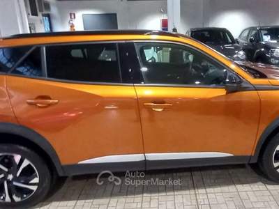 Peugeot 2008 BlueHDi 130 S&S EAT8 Active Pack Arancione usata Torino
