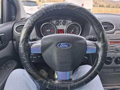 Ford Focus 1.6 TDCi 110CV SW Tit. DPF DIESEL OK NEOPATENTATO Grigio usata Sant'Angelo in vado