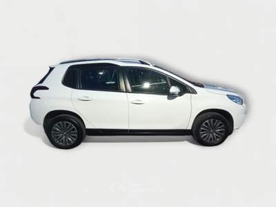 Peugeot 2008 Active Bianco usata Pisa