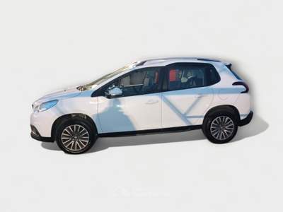 Peugeot 2008 Active Bianco usata Pisa