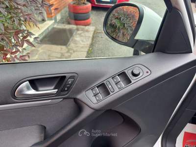 Volkswagen Tiguan 2.0 tdi bm 110cv Sport Bianco usata Cernusco sul Naviglio