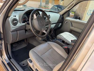 Jeep Cherokee Limited Grigio usata Poviglio