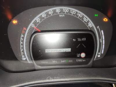 Toyota Aygo X 1.0 ACTIVE 72cv Blu/Azzurro usata Bologna