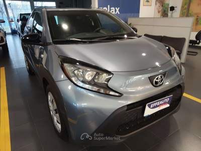 Toyota Aygo X 1.0 ACTIVE 72cv Blu/Azzurro usata Bologna