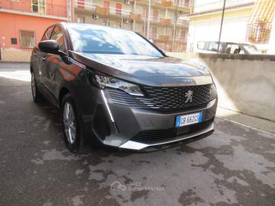 Peugeot 3008 S&S Allure Grigio usata Striano