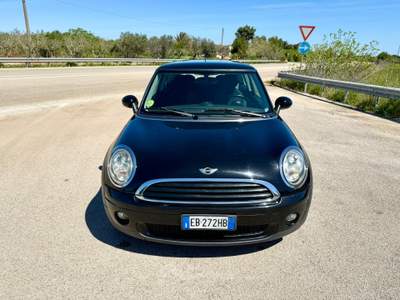MINI One Bassi consumi, ottima per neopatentati Nero usata San Vito dei Normanni