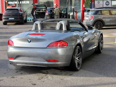 BMW Z4 STEPTRONIC sDrive23i PELLE NERA NAVY PRO XENON CERCHI 19” Grigio usata Villongo