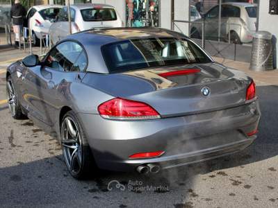 BMW Z4 STEPTRONIC sDrive23i PELLE NERA NAVY PRO XENON CERCHI 19” Grigio usata Villongo