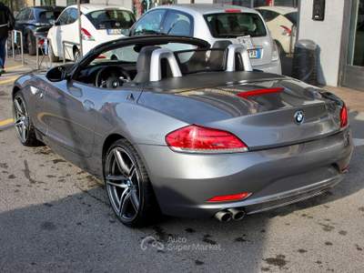 BMW Z4 STEPTRONIC sDrive23i PELLE NERA NAVY PRO XENON CERCHI 19” Grigio usata Villongo