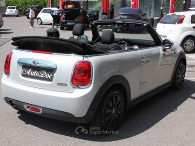 MINI Cooper Cabrio STEPTRONIC 135CV AUTO CABRIO FULL LED NAVY Bianco usata Villongo