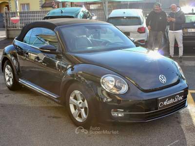Volkswagen Maggiolino Cabrio 1.2 TSI Design 105CV NAVY PLUS SEDILI RISCALDATI Nero usata Villongo