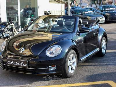 Volkswagen Maggiolino Cabrio 1.2 TSI Design 105CV NAVY PLUS SEDILI RISCALDATI Nero usata Villongo
