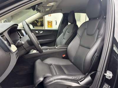 Volvo XC60 2.0 b5 MY22 Inscription awd - AUT/GOOGLE/PDC/LED Nero usata Sesto San Giovanni