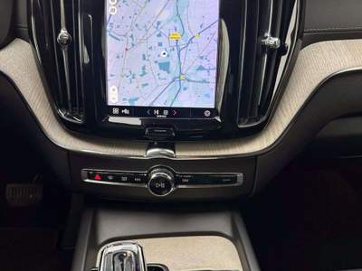 Volvo XC60 2.0 b5 MY22 Inscription awd - AUT/GOOGLE/PDC/LED Nero usata Sesto San Giovanni
