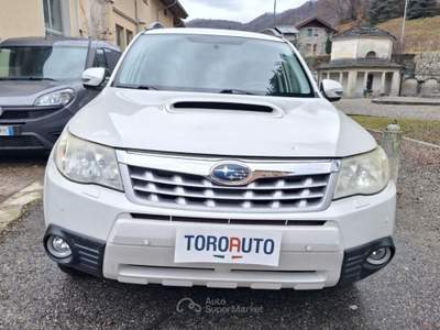 Subaru Forester 2.0D XS Exclusive AWD Bianco usata Varallo