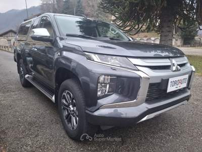 Mitsubishi L200 2.3 D Club Cab 4x4 Super Select Intense PREZ. REA Grigio usata Varallo