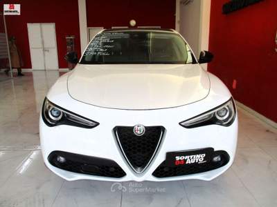 Alfa Romeo Stelvio 2.2 T.diesel 190 CV AT8 Q4 Ti Bianco usata Vittoria