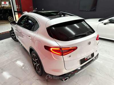 Alfa Romeo Stelvio 2.2 T.diesel 190 CV AT8 Q4 Ti Bianco usata Vittoria