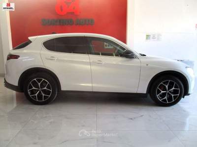 Alfa Romeo Stelvio 2.2 T.diesel 190 CV AT8 Q4 Ti Bianco usata Vittoria