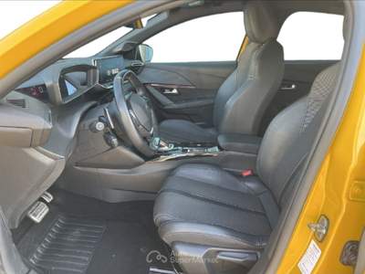 Peugeot 208 II 2019 1.2 puretech GT Line s&s 130cv eat8 Giallo usata Torino