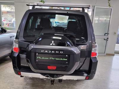 Mitsubishi Pajero 16V aut. 5p. Intense 7 Posti Gancio Traino Grigio usata Roma