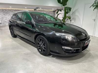 Renault Laguna sportour 2.0 dCi 175CV Proactive 4Control Nero usata Ferrara