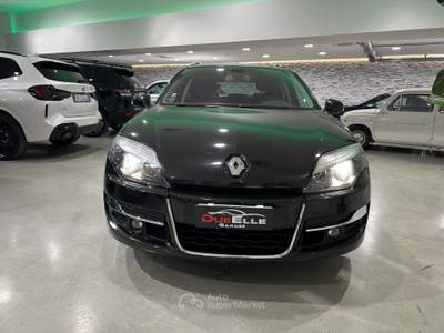 Renault Laguna sportour 2.0 dCi 175CV Proactive 4Control Nero usata Ferrara