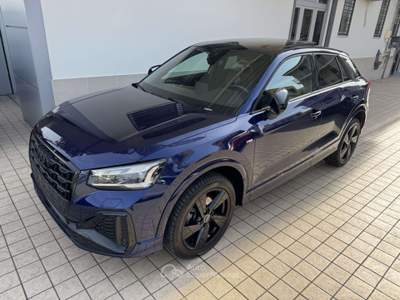 Audi Q2 tdi S line edition 116 CV FULL TETTO FARO Blu/Azzurro usata Cesa