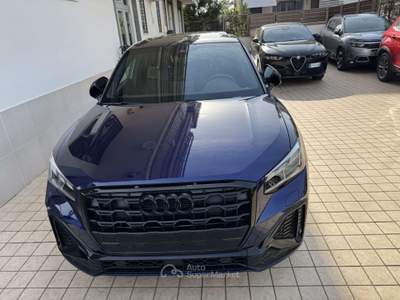 Audi Q2 tdi S line edition 116 CV FULL TETTO FARO Blu/Azzurro usata Cesa