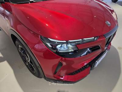 Alfa Romeo Junior 1.2 145 CV Hybrid eDCT6 Speciale Rosso usata Riva presso Chieri