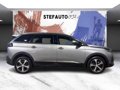 Peugeot 5008 II 2021 -  1.5 bluehdi Allure Pack s&s 130cv eat8 Grigio usata Bologna