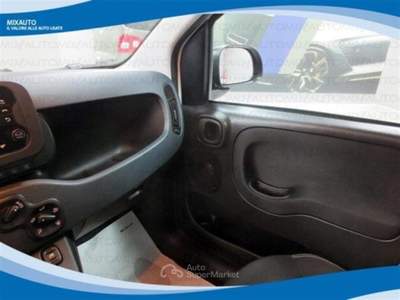 Fiat Panda Hybrid 1.0 FireFly 70cv EU6 Bianco usata Latina