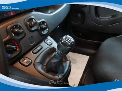 Fiat Panda Hybrid 1.0 FireFly 70cv EU6 Bianco usata Latina