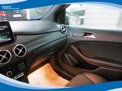 Mercedes-Benz Classe B D 4Matic Automatic Premium EU6B Argento usata Latina