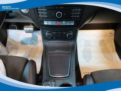 Mercedes-Benz Classe B D 4Matic Automatic Premium EU6B Argento usata Latina