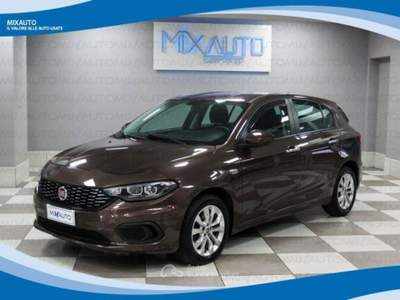 Fiat Tipo 1.4 95CV 5 Porte Lounge EU6B Marrone usata Latina