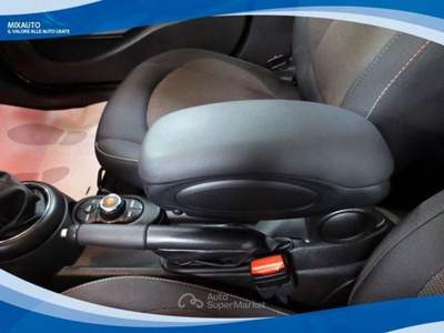 MINI Cooper 1.5 136cv 5 Porte Boost Seven AUT EU6B Nero usata Latina