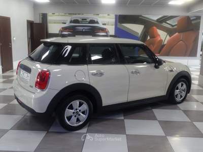 MINI One 1.5 100 CV 5 Porte EU6 Bianco usata Latina